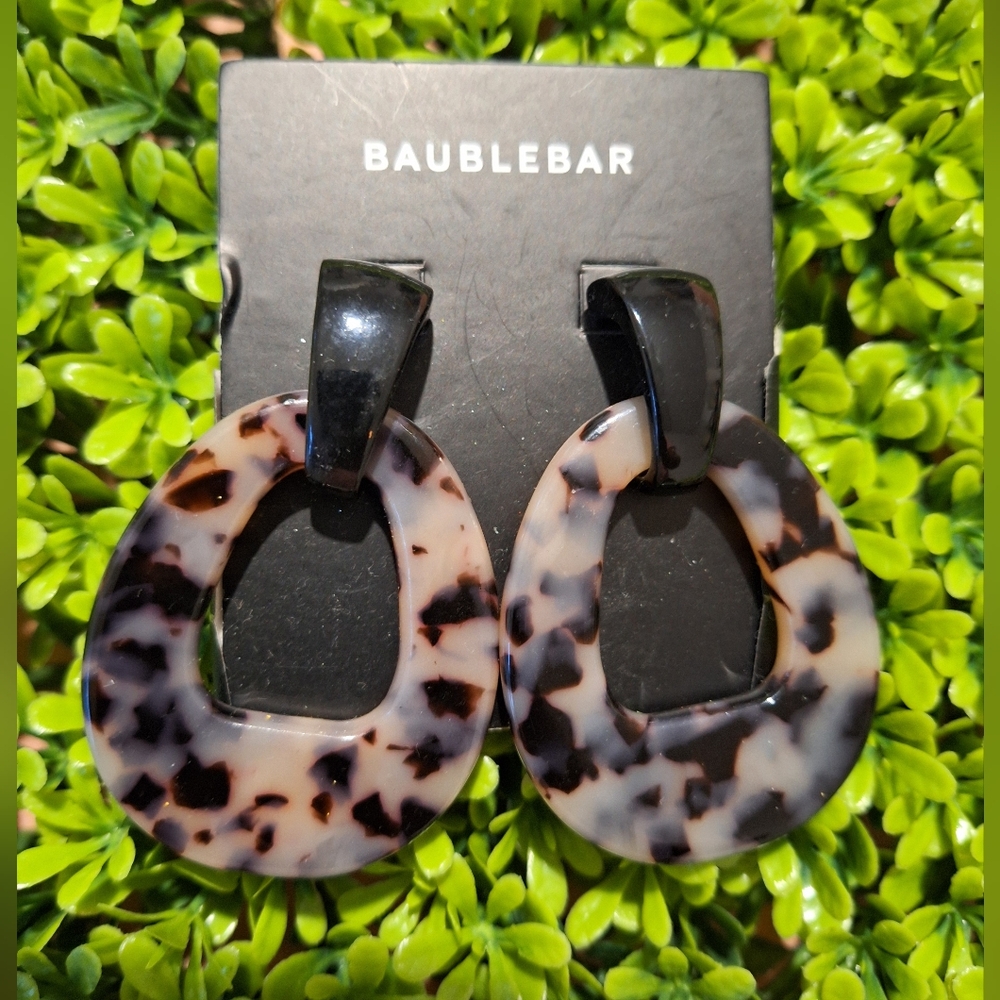 BaubleBar!! - Picture 2 of 3